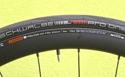 Shimano WH-R9270-C36-TL Dura-Ace Disc Center Lock Carbon Laufradsatz kaufen in Sciaffusa #5 | velomarkt.ch