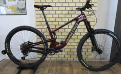 Santa Cruz Hightower C 3.0 R Kit | trans purple, 48.26 cm / 19" (L), SRAM NX Eagle 12speed, 11-50T | velomarkt.ch