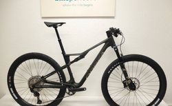 ORBEA OIZ M30 M Powder Black - Black | WC1256BB | velomarkt.ch