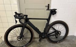 Canyon Aeroad CFR Di2 S | Wenig gefahrenes Aeroad CFR | velomarkt.ch