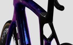 Trek Madone SLR 7 Gen 8 L Purple Phaze/Amethyst Marble kaufen in Zürich #2 | velomarkt.ch