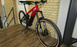 Bergstrom AXV 829  44 cm / M | rot schwarz, 44 cm / 17" (M), Shimano Deore 10speed | velomarkt.ch