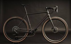 Neues Specialized Crux mit 13 Fach Sram Rival AXS | Top Gravel mit Carbonlaufrädern | velomarkt.ch