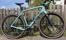 Trek Checkpoint 7 SLR Grösse 58 | Unfassbar schnelle Custom Gravel Race Maschine | velomarkt.ch