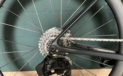 R4 Disc Aero Carbon Rennrad – SRAM RED eTap AXS, Powermeter, MAD Laufräder kaufen in Schaffhausen #3 | velomarkt.ch