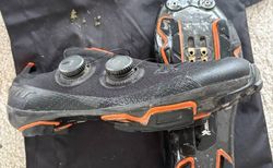 DMT KMO Mountainbike Schuhe | DMT KMO Carbon | velomarkt.ch
