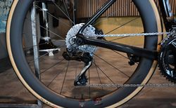 Cervélo Caledonia-5 DURA-ACE Di2 – Farbe: Five Black 🖤 kaufen in Basel-Landschaft #3 | velomarkt.ch