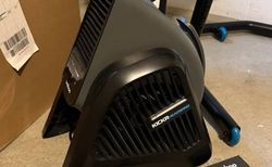 Wahoo KICKR V6 und KICKR Headwind mit Zwift Cog und Click kaufen in Graubünden #5 | velomarkt.ch