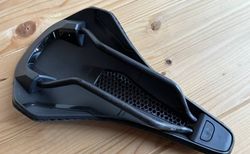 Rennvelosattel Fizik Vento Argo Adaptive 140mm kaufen in Zurich #2 | velomarkt.ch