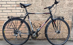 Koga-Miyata RandonneurExtra | Schwarz/Silber/Rot, 57 cm / 22" (L), Shimano Deore XT 3x7 | velomarkt.ch