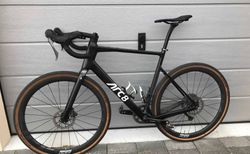 Top ARC8 Gravel Bike | Gravel Bike für lange Touren bis Rennen | velomarkt.ch