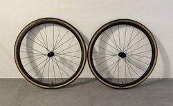 DT Swiss Mon Chasseral Disc Radsatz | DT Swiss Mon Chasseral Disc Radsatz | velomarkt.ch