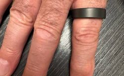 Oura Ring 4 in der Farbe Stealth, Größe 14 | Smart Ring in sehr gutem Zustand | velomarkt.ch