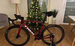 TREK SL 6 Gen 8 | Schnelles Aero Rennrad zum Top Preis | velomarkt.ch