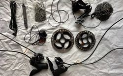 Shimano Dura Ace Di2 R9250/R9270 Gruppe | Neu und in ausgezeichnetem Zustand | velomarkt.ch