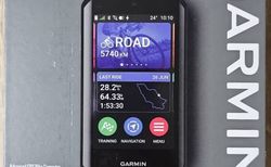 Garmin Edge 1050 Bundle + passendes rotes Silikon Bumber Schutz kaufen in Graubünden #2 | velomarkt.ch