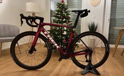 TREK Madone SL 6 GEN 8 | Sehr gepflegtes Aero Rennrad zum Top Preis | velomarkt.ch
