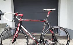 Pinarello FP-DUE (Rahmen-Höhe 61) | Voll-Carbon mit 11-fach Wechsel, Campagnolo | velomarkt.ch