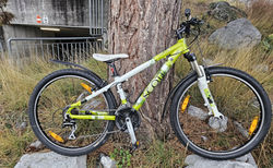 Scott Contessa 50 | weiss/grün, XS, Shimano Acera 3x8 | velomarkt.ch