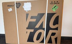 Factor Ostro Gravel Team Amani Edition 2025 kaufen in Luzern #4 | velomarkt.ch