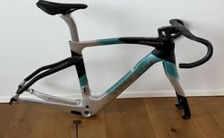 Pinarello Dogma F 2024 | Rahmenset inkl. Sattel | velomarkt.ch