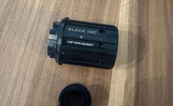 Black Inc Twenty All Road Disc Carbon Laufradsatz kaufen in Zürich #4 | velomarkt.ch