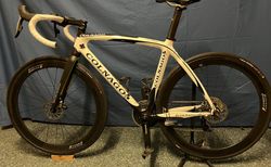 Colnago CLX1 Carbon | Komponenten: | velomarkt.ch