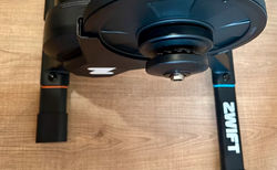 Zwift Hub One mit Hub Controller kaufen in Graubünden #3 | velomarkt.ch