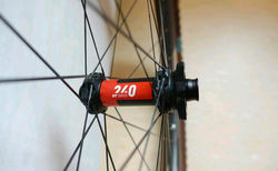 Paire de roues carbone 29" – Newmen SL X.A.25 + DT Swiss 240 Ratchet EXP (état neuf) kaufen in Wallis #2 | velomarkt.ch