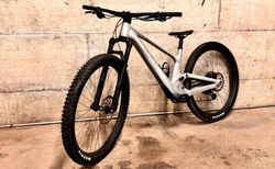 2 in 1 : 2025 Cube Stereo Hybrid ONE44 HPC SLX 800 + Scott Genius 29’’ kaufen in Freiburg #4 | velomarkt.ch