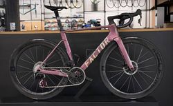 Factor Ostro VAM 2.0  Custom 54 Scarab Limited Edition | factor_002 | velomarkt.ch
