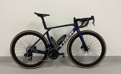 Trek Madone SLR7 AXS Gen8 | Verkaufe neues Madone SLR7 AXS Gen8 | velomarkt.ch