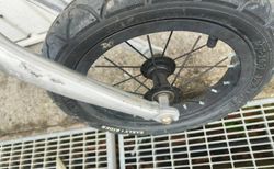 Early Rider 12" Laufrad/leicht/Carbon Lenker /fahrbereit kaufen in Argovia #4 | velomarkt.ch