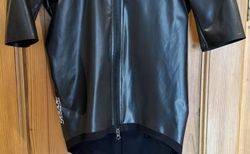 Castelli Gabba R in Grösse M | Ebenfalls erhältlich, Perfotto Ros2 Light Jacke L | velomarkt.ch