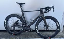 FACTOR Ostro VAM | in neuwertigem Zustand | velomarkt.ch