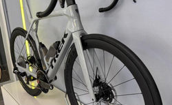 TREK Madone SLR 7 AXS Gen 8 kaufen in Wallis #2 | velomarkt.ch