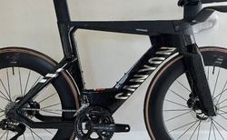 Neu Speedmax CFR Di2 Sparkle Stealth | Neu Speedmax CFR Di2 Sparkle Stealth | velomarkt.ch