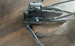 Premium Smart Trainer Wahoo Kickr move kaufen in Zoug #2 | velomarkt.ch