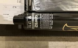 Fox 38 Factory GRIP X2 160mm Neuwertig 2025 black glossy kaufen in Saint-Gall #4 | velomarkt.ch