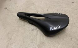 Fizik Tempo Argo R5 | Sattel für Rennvelo | velomarkt.ch