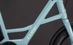 CUBE Compact Hybrid Comfort 545 skylightblue´n´blue 20": ONE SIZE skylightblue´n´blue | 118200 | velomarkt.ch