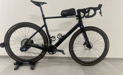 Cervélo Aspero-5 Black – Force AXS – Roues Reserve 40/44 –  | Cervélo Aspero-5 - Force AXS - Powermeter | velomarkt.ch