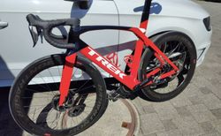 Trek Madone SLR 9 | Speed in Reinkultur! | velomarkt.ch