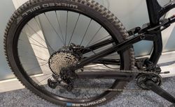 Wie neu: Canyon Neuron 5 (2023) – Nur 3x gefahren + Zubehör kaufen in Zürich #3 | velomarkt.ch