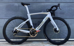 Pinarello Dogma F 2024 | Pinarello Dogma F | velomarkt.ch