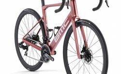 BMC Roadmachine 01 three | BMC Roadmachine 01 three | velomarkt.ch