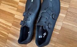 Specialized Torch 3.0 Rennveloschuhe Gr. 45 top Zustand | High-End Carbon Rennveloschuhe | velomarkt.ch