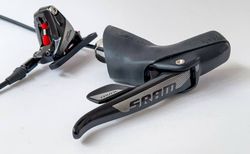 SRAM Rival Brems-/Schalthebel 1 x 11 li/re &amp; Bremssättel kaufen in St. Gallen #2 | velomarkt.ch