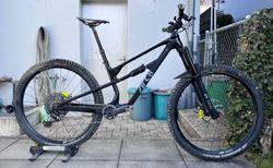 ARC8 EXTRA in schwarz Glanz mit 160mm Federweg (v/h) kaufen in Schwyz #2 | velomarkt.ch