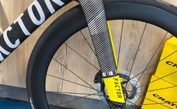 Factor Ostro VAM Disc Shimano Ultegra DT Swiss Laufräder kaufen in Basel-Stadt #5 | velomarkt.ch